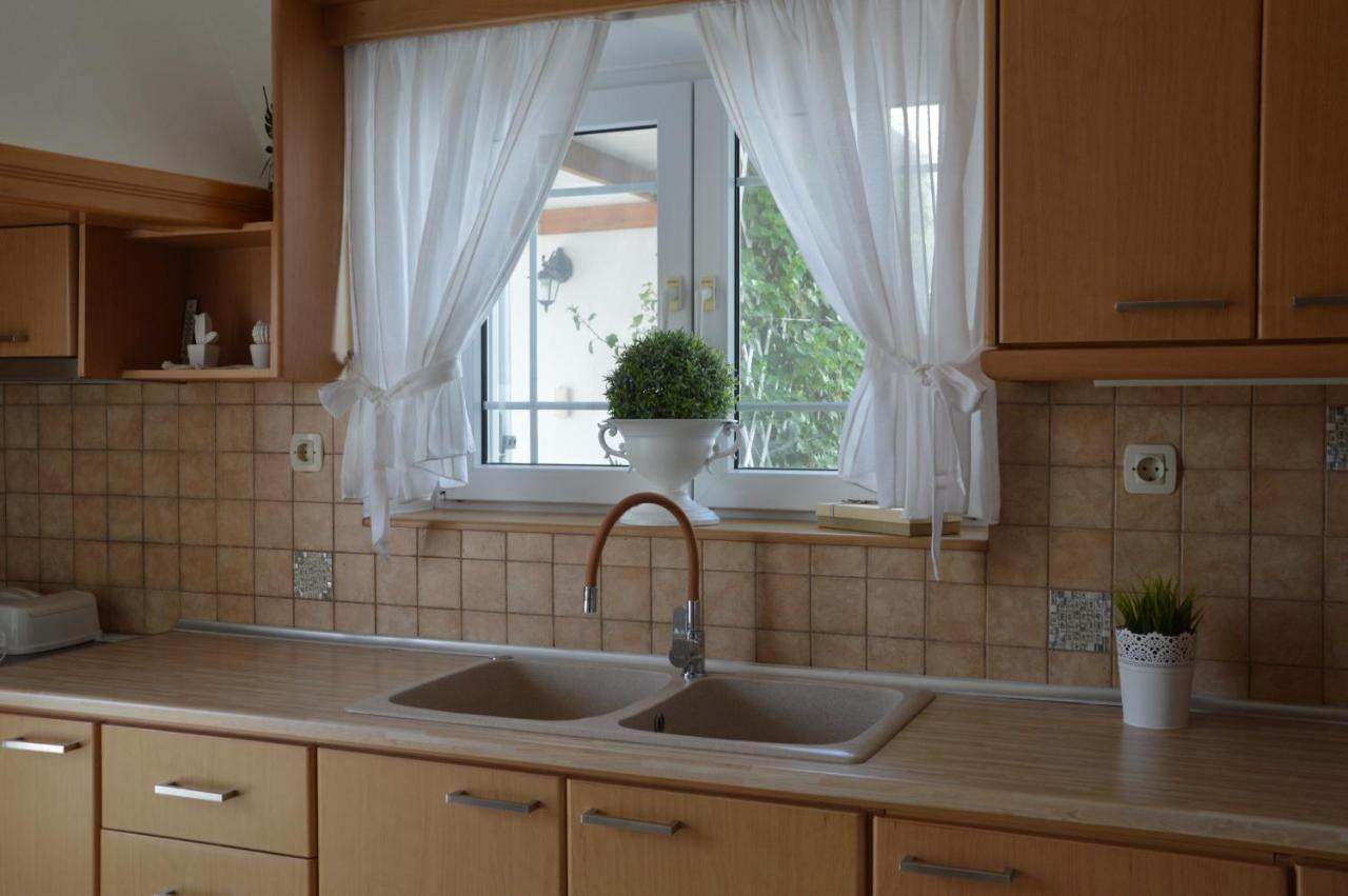 Nostos House Βίλα Τριοβάσαλος Εξωτερικό φωτογραφία